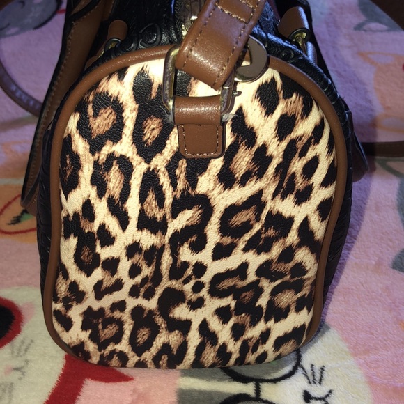 Juicy Couture Cheetah Satchel - Picture 6 of 8